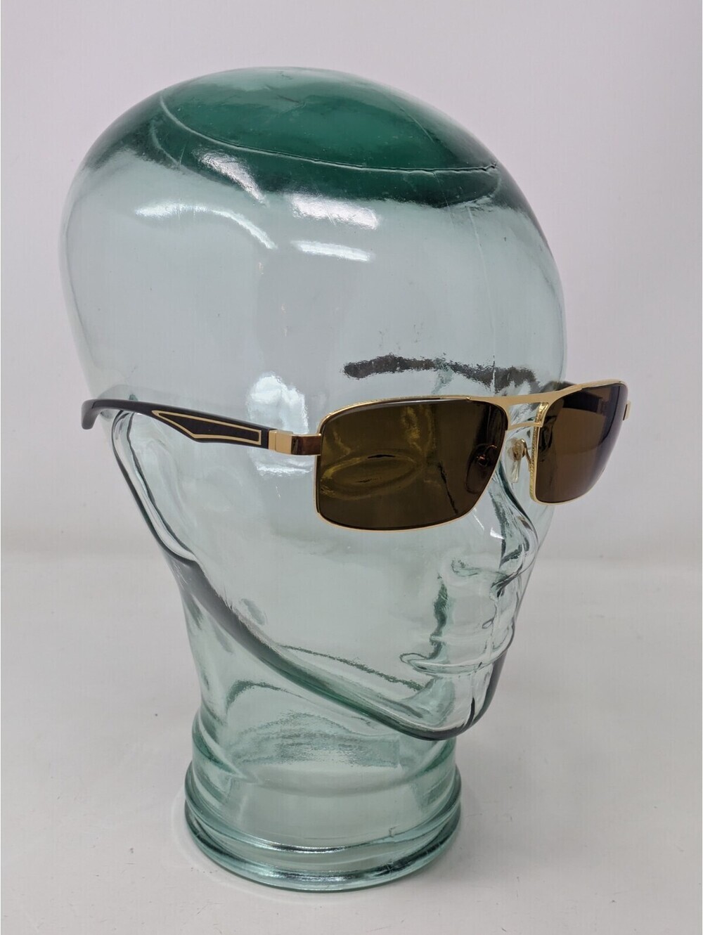 Maybach The Diplomat III G-WU-CBF-Z03 Hand Made in Germany-62-15-140 Sunglasses